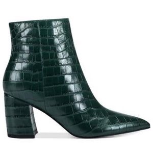 MARC FISHER RETIRE BOOT GREEN CROC. SIZE 9 NWT